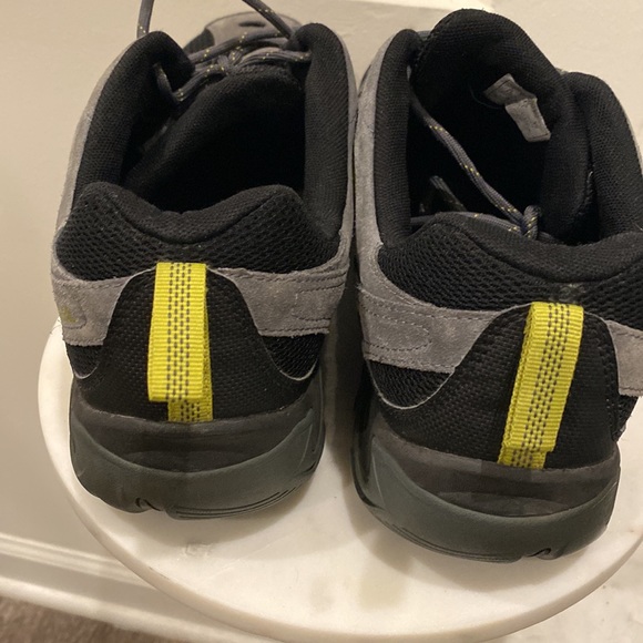 Merrell White Pine Ventilator Hiking Shoes 14 - Picture 6 of 8